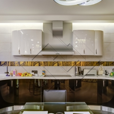Кухонный гарнитур в современном стиле